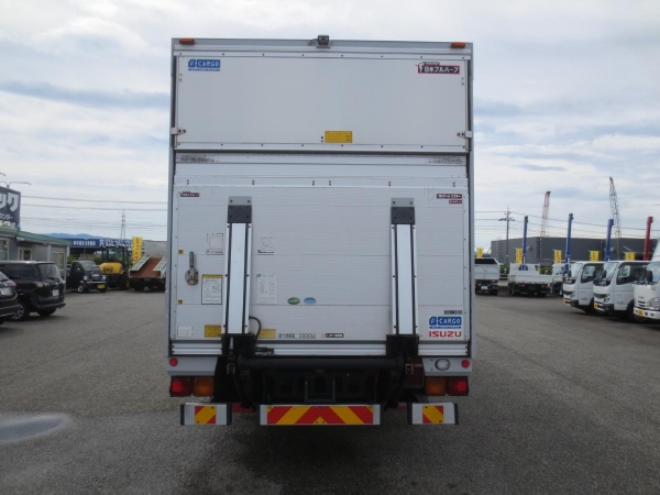 いすゞフォワードドライバンゲート付|中古トラックの販売・買取・査定のアイナビ