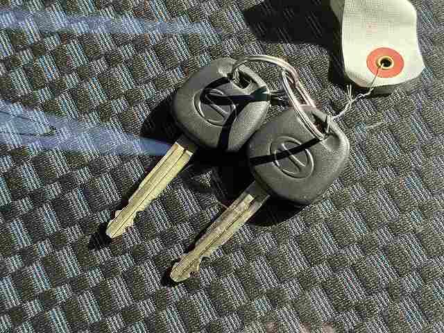 日野 平ボディ デュトロ|中古トラックの販売・買取・査定のアイナビ