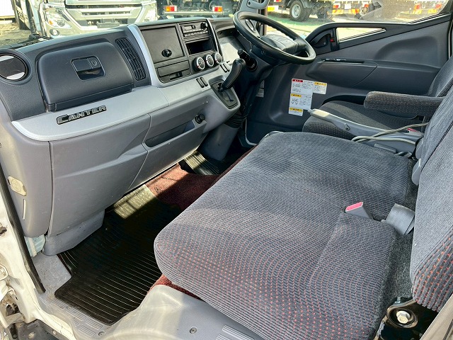 カスタム★新明和アームロール★ツインホイスト★3トン積載|中古トラックの販売・買取・査定のアイナビ