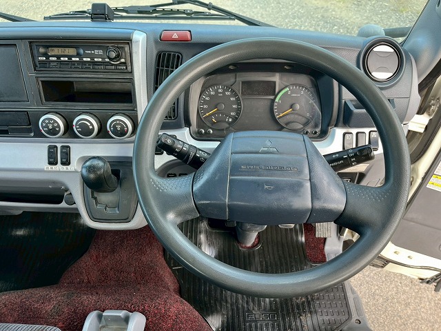 カスタム★新明和アームロール★ツインホイスト★3トン積載|中古トラックの販売・買取・査定のアイナビ