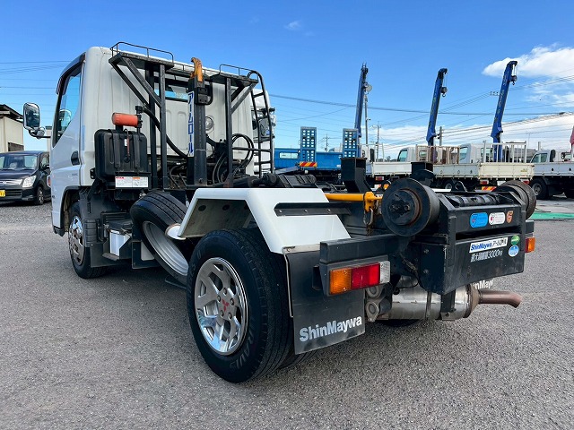 カスタム★新明和アームロール★ツインホイスト★3トン積載|中古トラックの販売・買取・査定のアイナビ