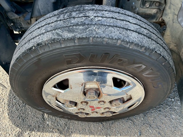 カスタム★新明和アームロール★ツインホイスト★3トン積載|中古トラックの販売・買取・査定のアイナビ