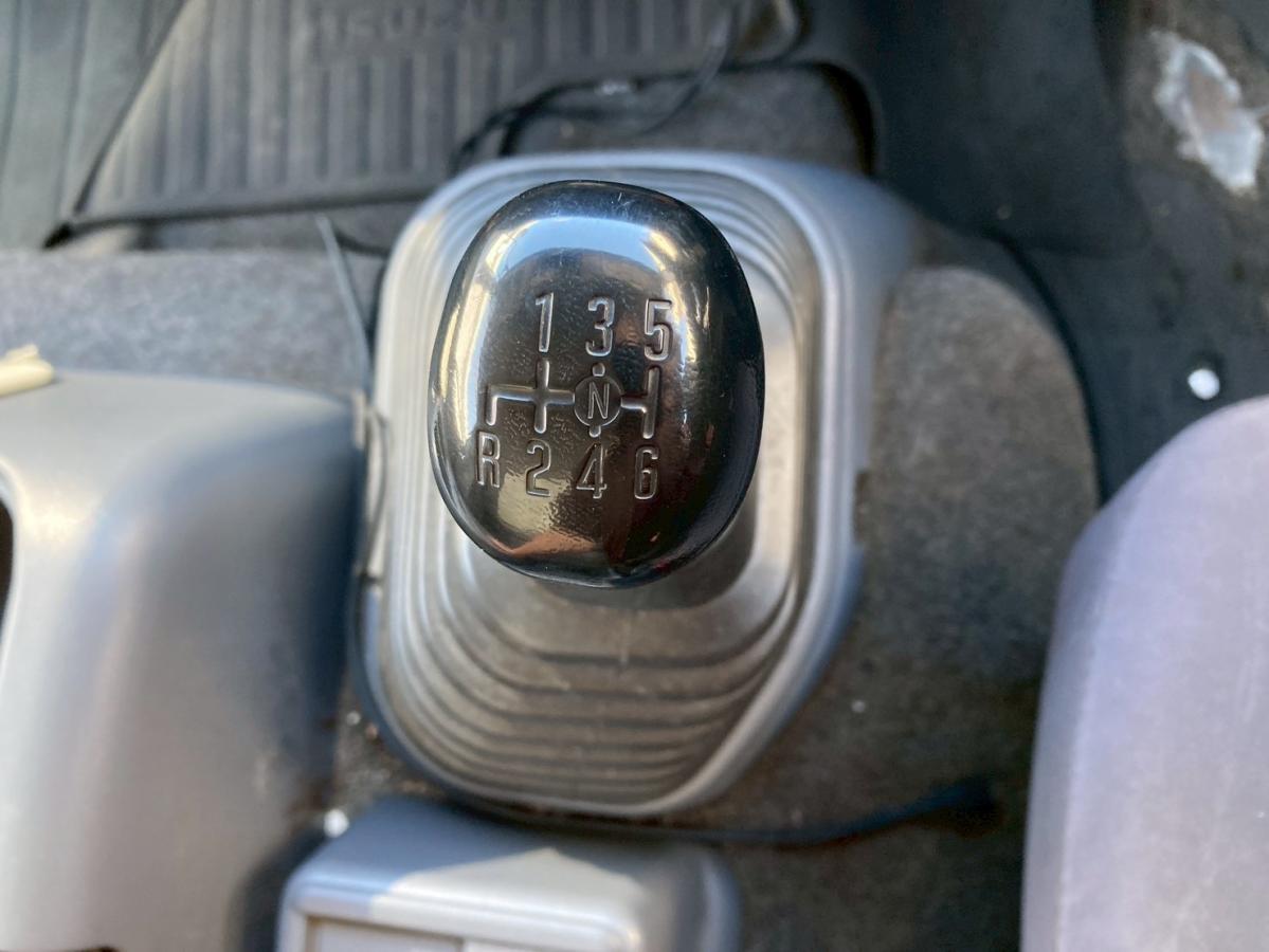 冷蔵冷凍車3.05トン積載低温格納PG6200ボディ左サイド扉|中古トラックの販売・買取・査定のアイナビ