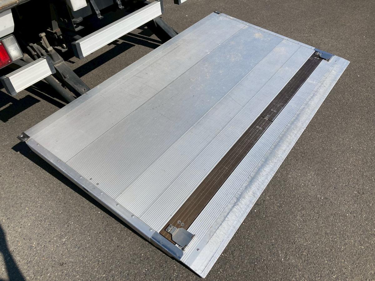 アルミバンワイド超ロング跳上PGラッシング3段スムーサー|中古トラックの販売・買取・査定のアイナビ