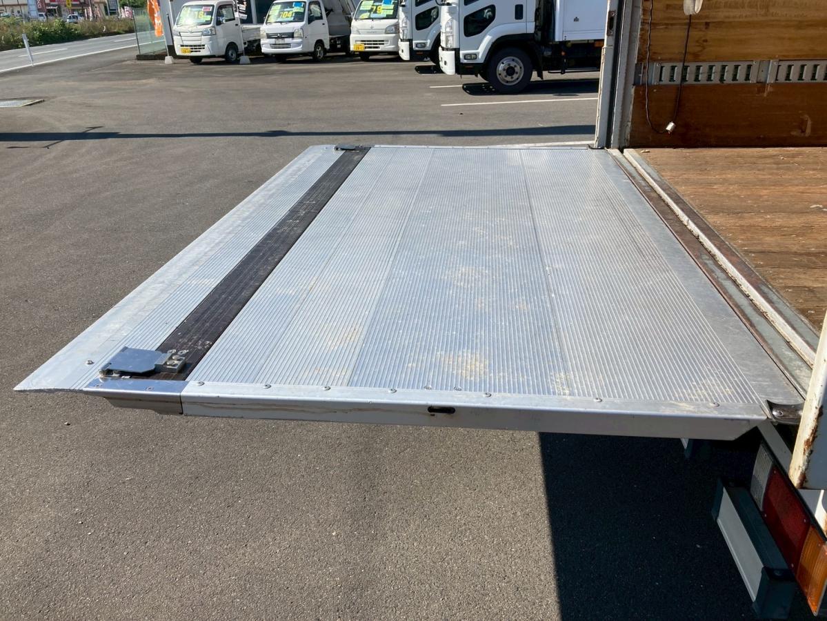 アルミバンワイド超ロング跳上PGラッシング3段スムーサー|中古トラックの販売・買取・査定のアイナビ