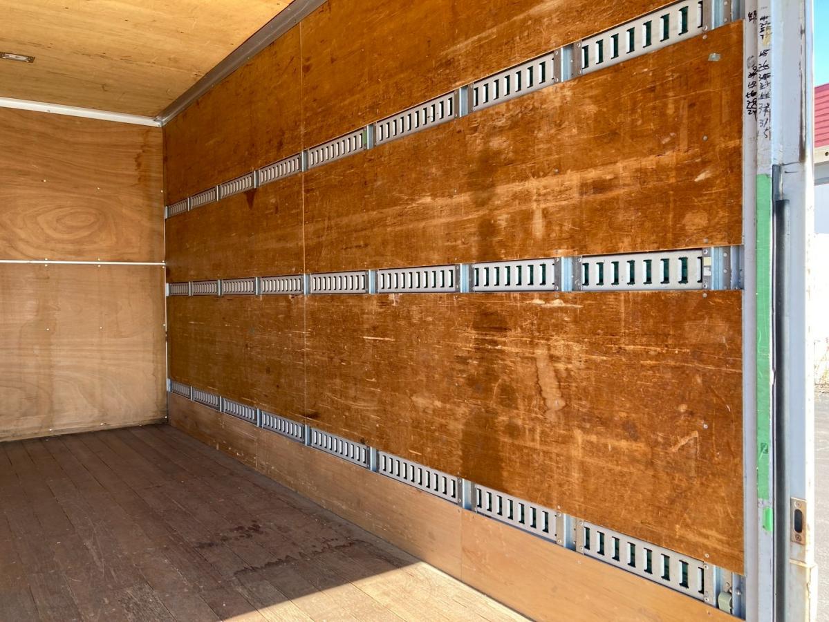 アルミバンワイド超ロング跳上PGラッシング3段スムーサー|中古トラックの販売・買取・査定のアイナビ