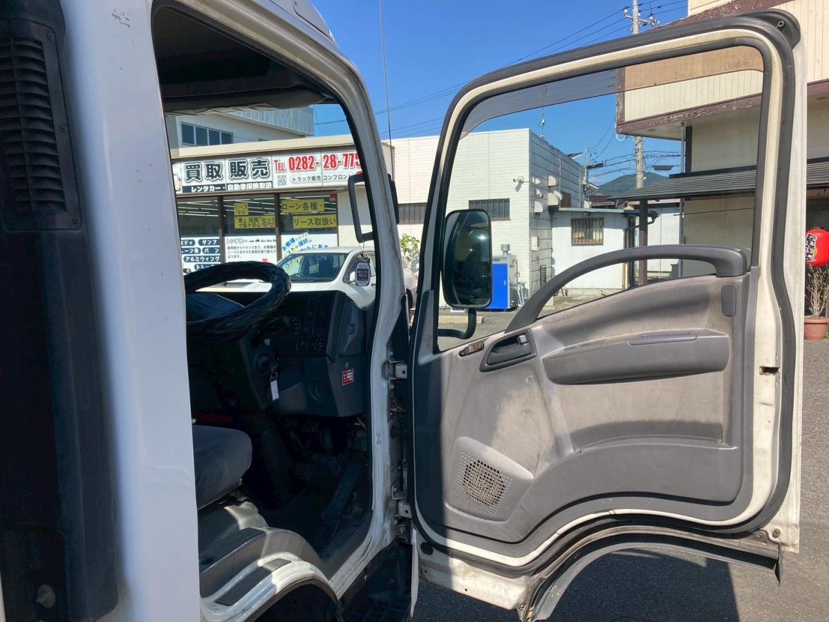 アルミバンワイド超ロング跳上PGラッシング3段スムーサー|中古トラックの販売・買取・査定のアイナビ