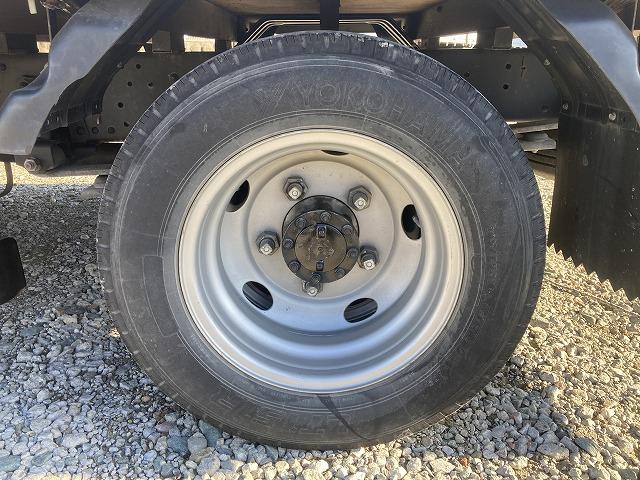 いすゞ 平ボディ|中古トラックの販売・買取・査定のアイナビ