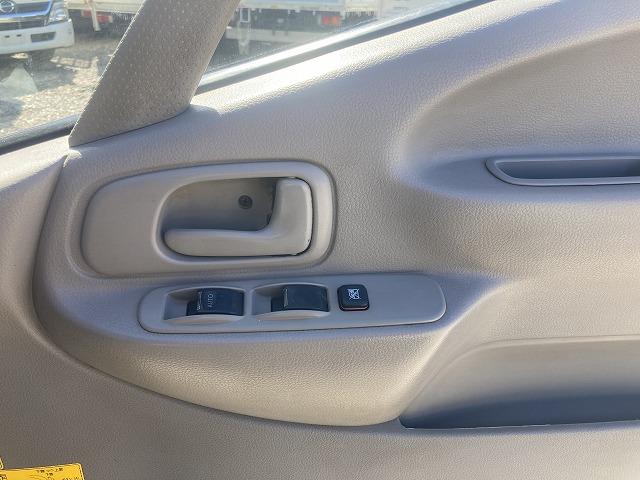 日野 ダンプ デュトロ|中古トラックの販売・買取・査定のアイナビ