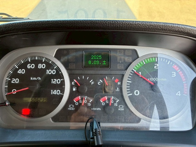 パネルバンセミワイドベッドレス日本フルハーフラッシング|中古トラックの販売・買取・査定のアイナビ