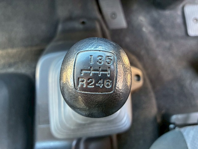 パネルバンセミワイドベッドレス日本フルハーフラッシング|中古トラックの販売・買取・査定のアイナビ