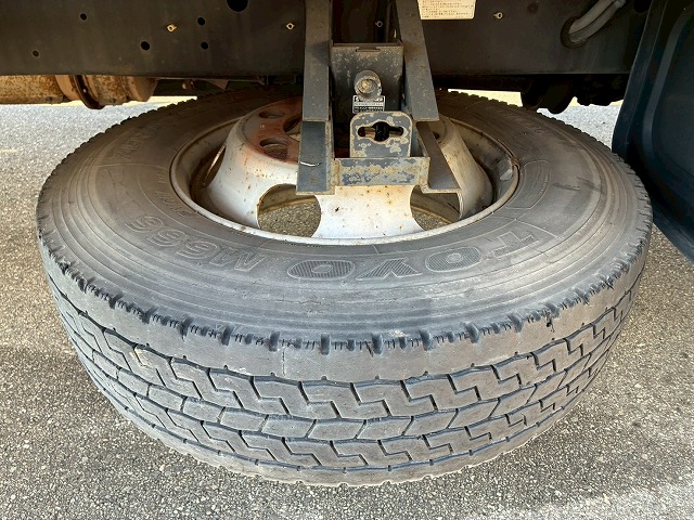 パネルバンセミワイドベッドレス日本フルハーフラッシング|中古トラックの販売・買取・査定のアイナビ