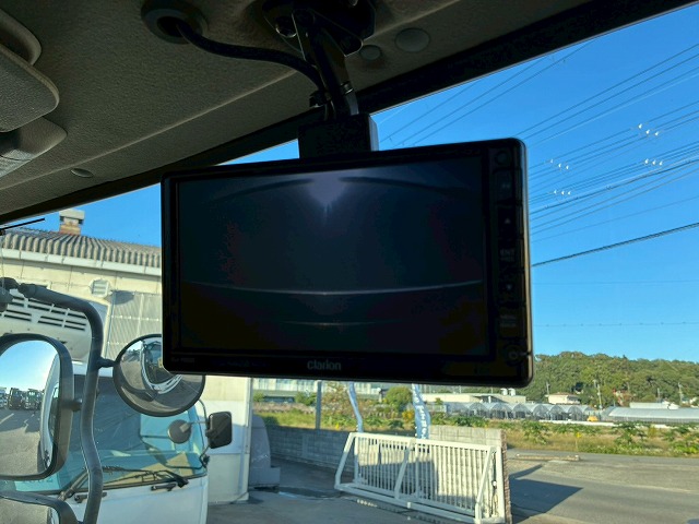 パネルバンセミワイドベッドレス日本フルハーフラッシング|中古トラックの販売・買取・査定のアイナビ