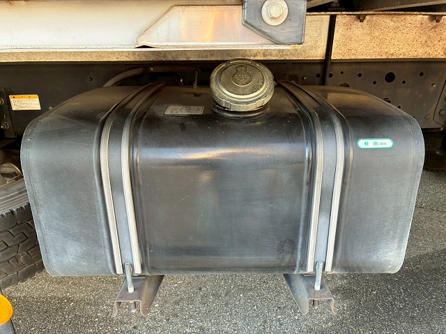 パネルバンセミワイドベッドレス日本フルハーフラッシング|中古トラックの販売・買取・査定のアイナビ