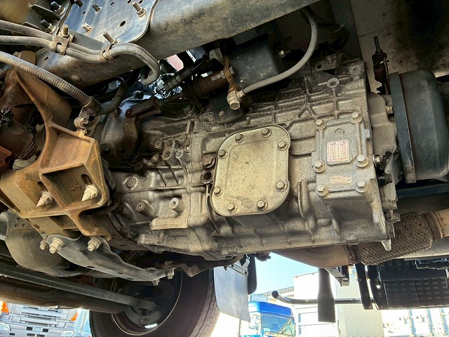 パネルバンセミワイドベッドレス日本フルハーフラッシング|中古トラックの販売・買取・査定のアイナビ