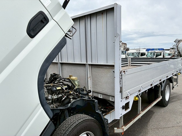 アルミブロックTOYOBODY175馬力5速MT4t8t中型|中古トラックの販売・買取・査定のアイナビ