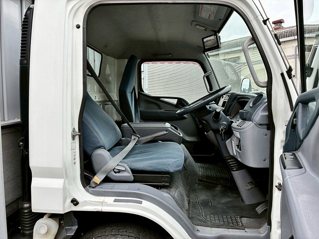 アルミブロックTOYOBODY175馬力5速MT4t8t中型|中古トラックの販売・買取・査定のアイナビ