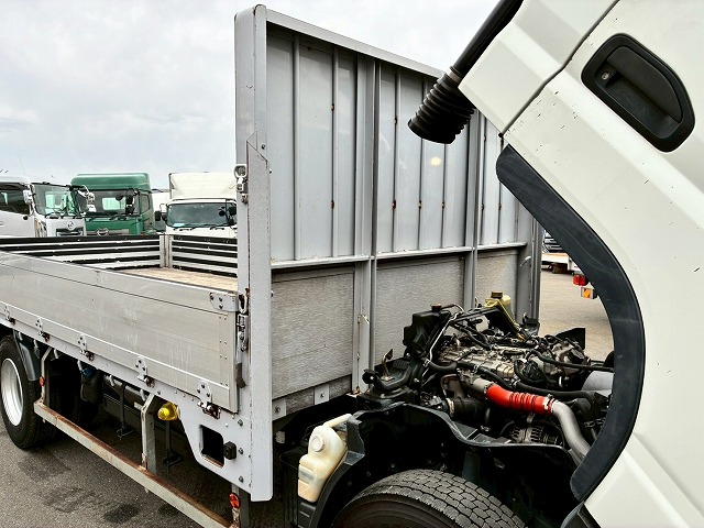 アルミブロックTOYOBODY175馬力5速MT4t8t中型|中古トラックの販売・買取・査定のアイナビ