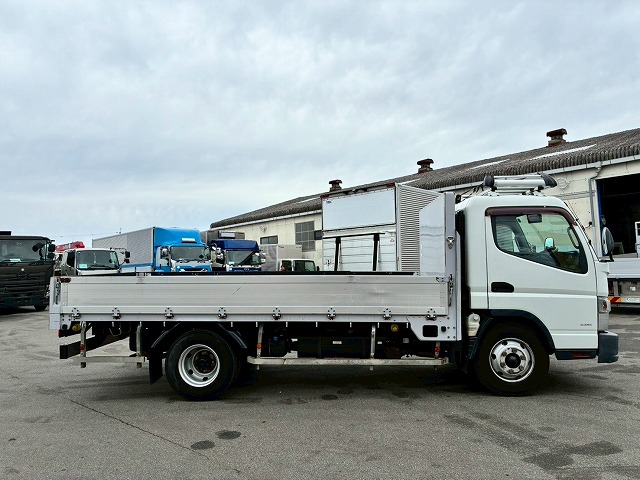 アルミブロックTOYOBODY175馬力5速MT4t8t中型|中古トラックの販売・買取・査定のアイナビ