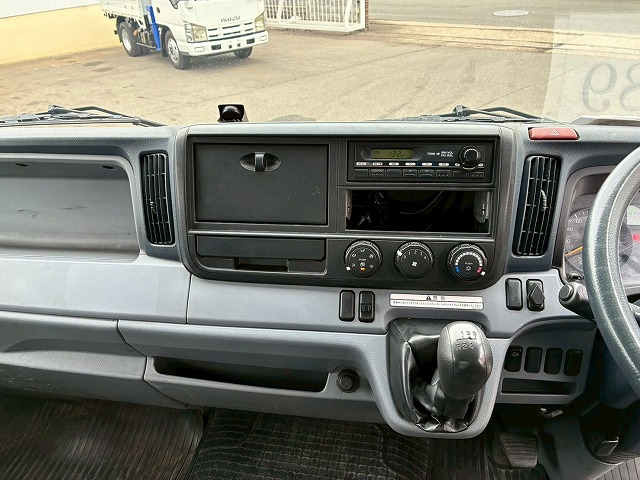 アルミブロックTOYOBODY175馬力5速MT4t8t中型|中古トラックの販売・買取・査定のアイナビ