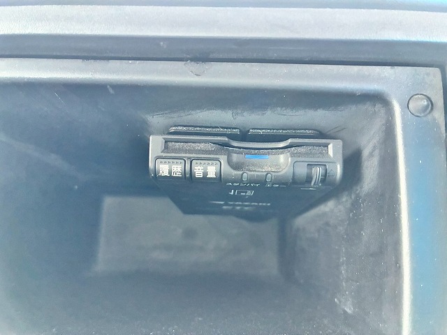 アルミブロックTOYOBODY175馬力5速MT4t8t中型|中古トラックの販売・買取・査定のアイナビ