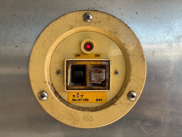 ハイルーフフルキャブ日本トレクス240馬力6速MT4t8t|中古トラックの販売・買取・査定のアイナビ