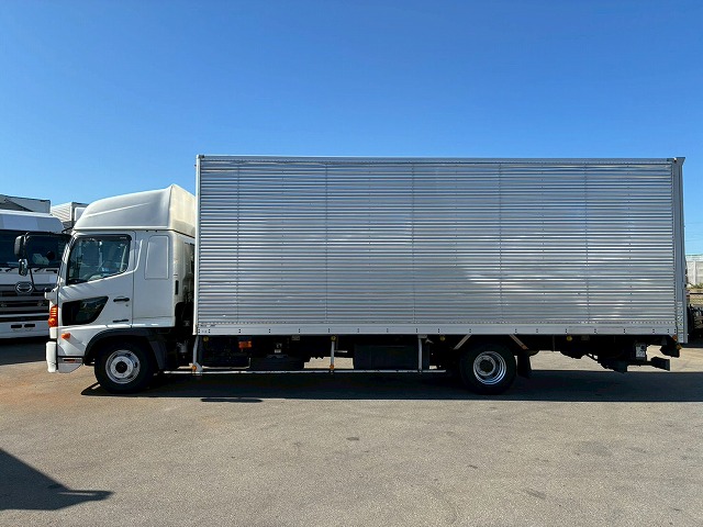 ハイルーフフルキャブ日本トレクス240馬力6速MT4t8t|中古トラックの販売・買取・査定のアイナビ