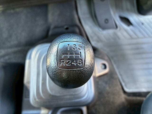 ハイルーフフルキャブ日本トレクス240馬力6速MT4t8t|中古トラックの販売・買取・査定のアイナビ