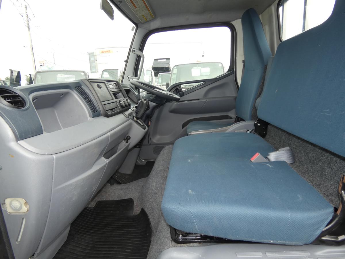 2トン 平ボディ 電動ミラー|中古トラックの販売・買取・査定のアイナビ