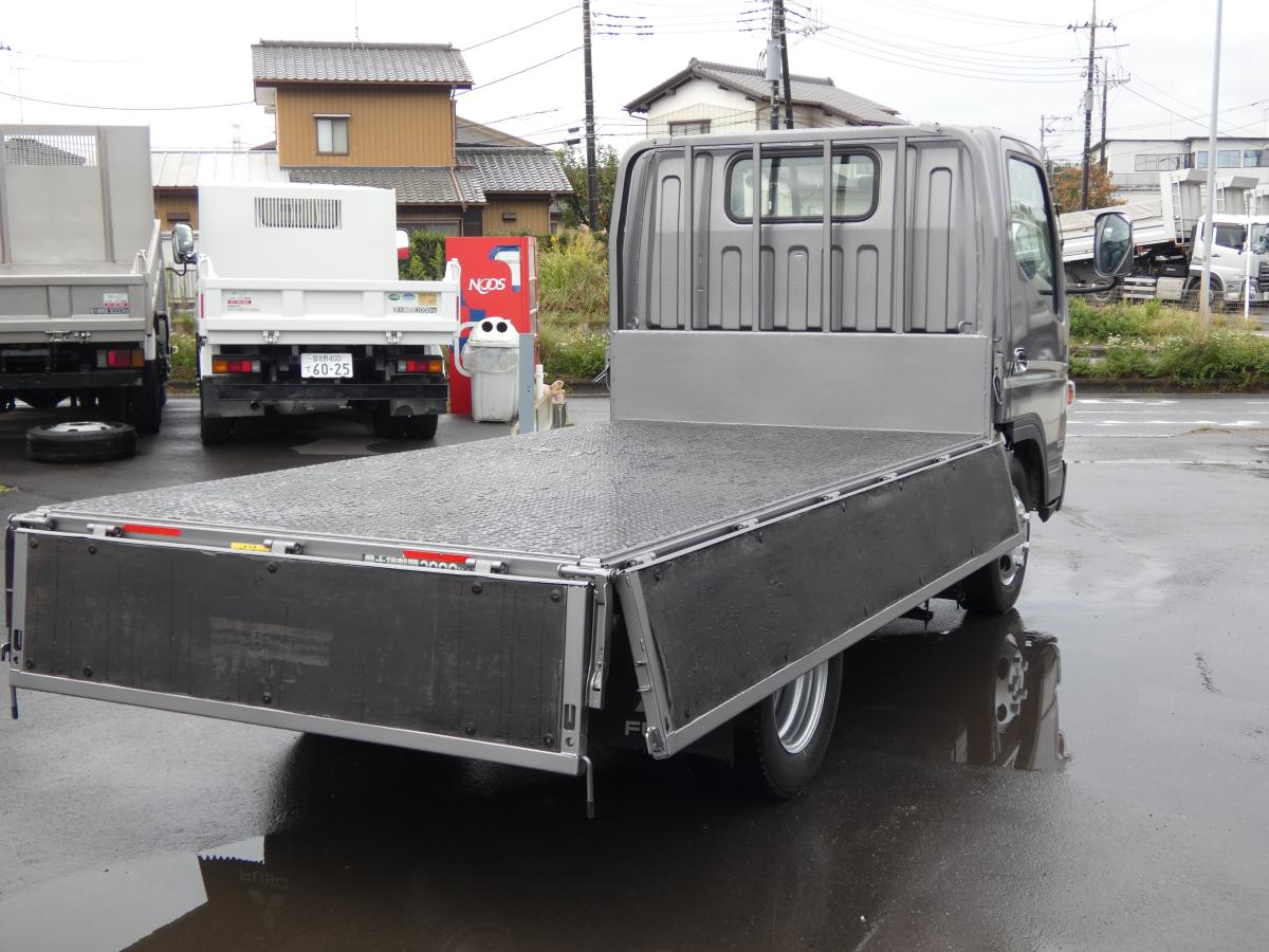 2トン 平ボディ 電動ミラー|中古トラックの販売・買取・査定のアイナビ