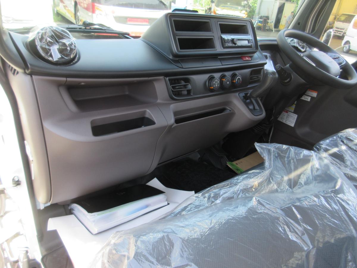 土砂ダンプ オートマチック 積載2トン 強化3方開 !!|中古トラックの販売・買取・査定のアイナビ