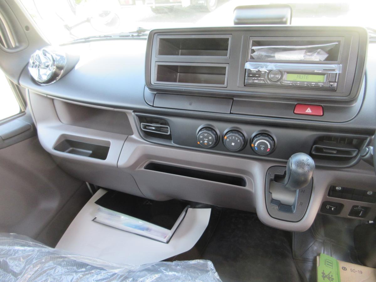 土砂ダンプ オートマチック 積載2トン 強化3方開 !!|中古トラックの販売・買取・査定のアイナビ