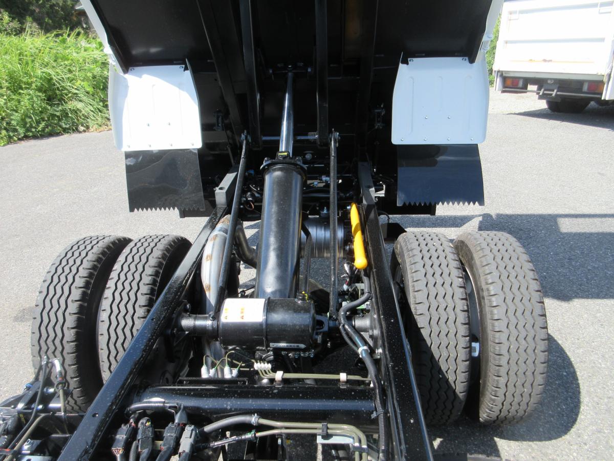 土砂ダンプ オートマチック 積載2トン 強化3方開 !!|中古トラックの販売・買取・査定のアイナビ