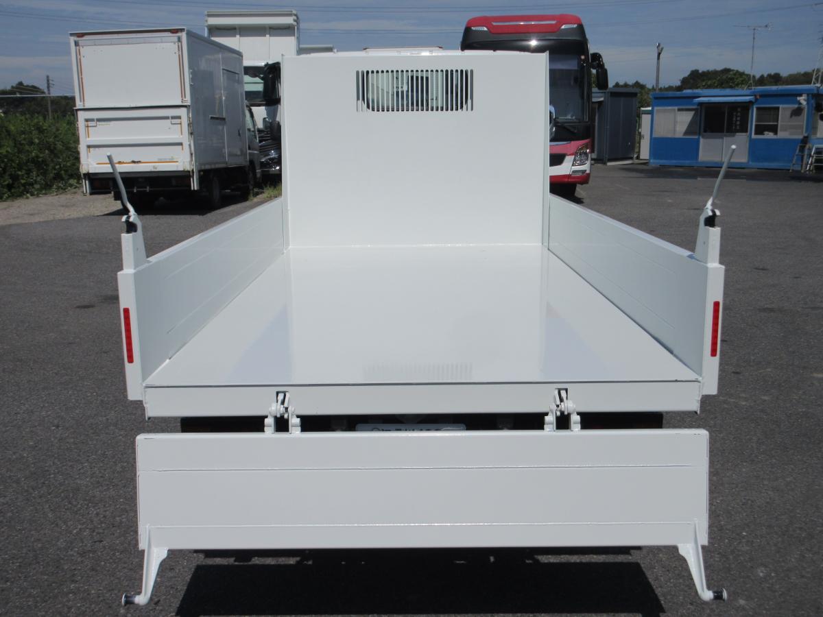 土砂ダンプ オートマチック 積載2トン 強化3方開 !!|中古トラックの販売・買取・査定のアイナビ