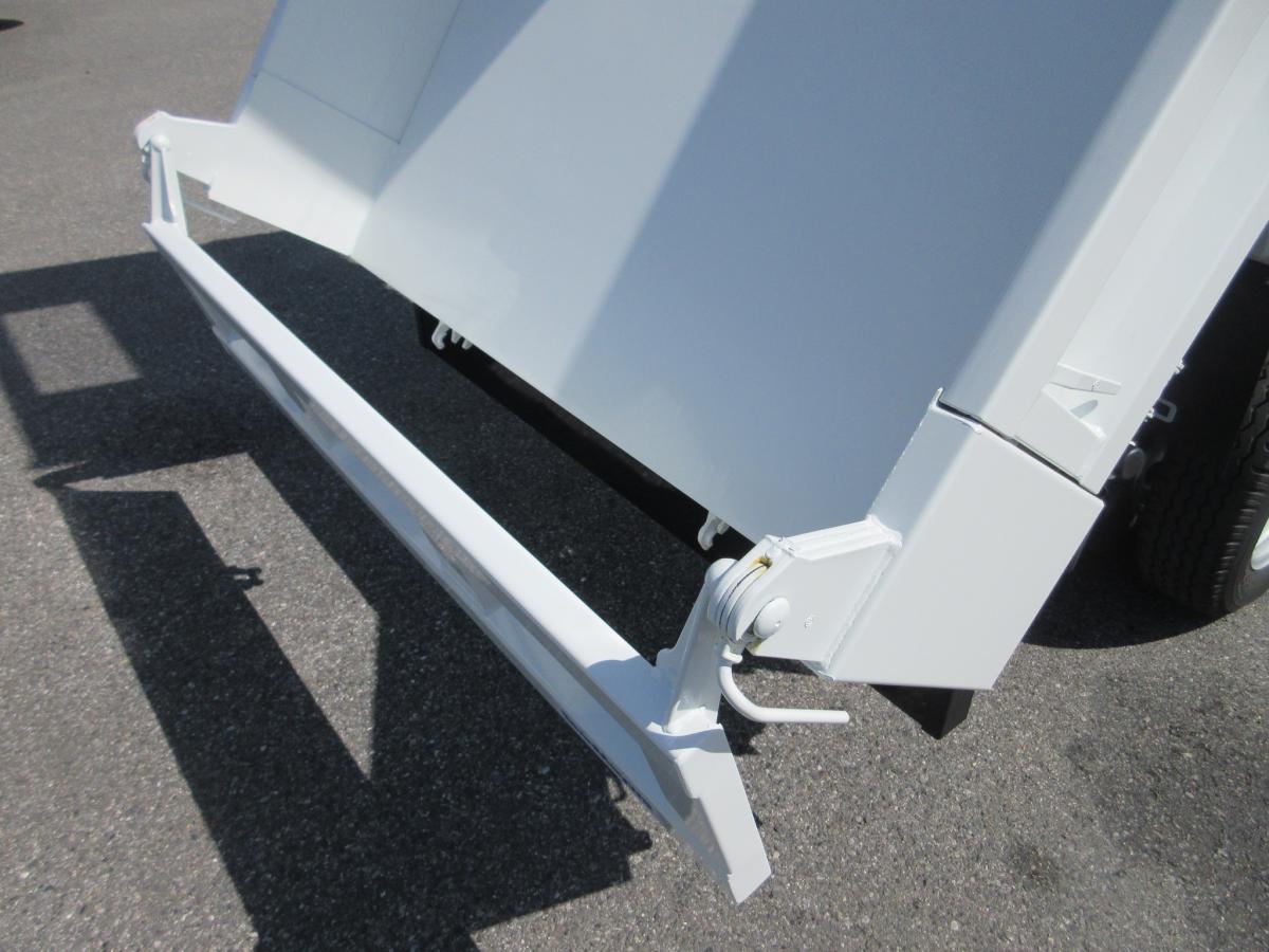 土砂ダンプ オートマチック 積載2トン 強化3方開 !!|中古トラックの販売・買取・査定のアイナビ