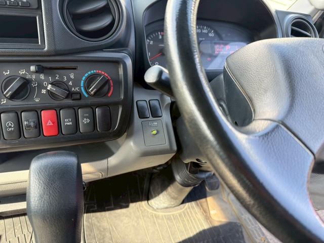 日野デュトロクレーン|中古トラックの販売・買取・査定のアイナビ