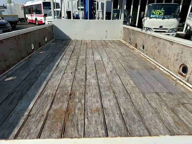 日野デュトロクレーン|中古トラックの販売・買取・査定のアイナビ