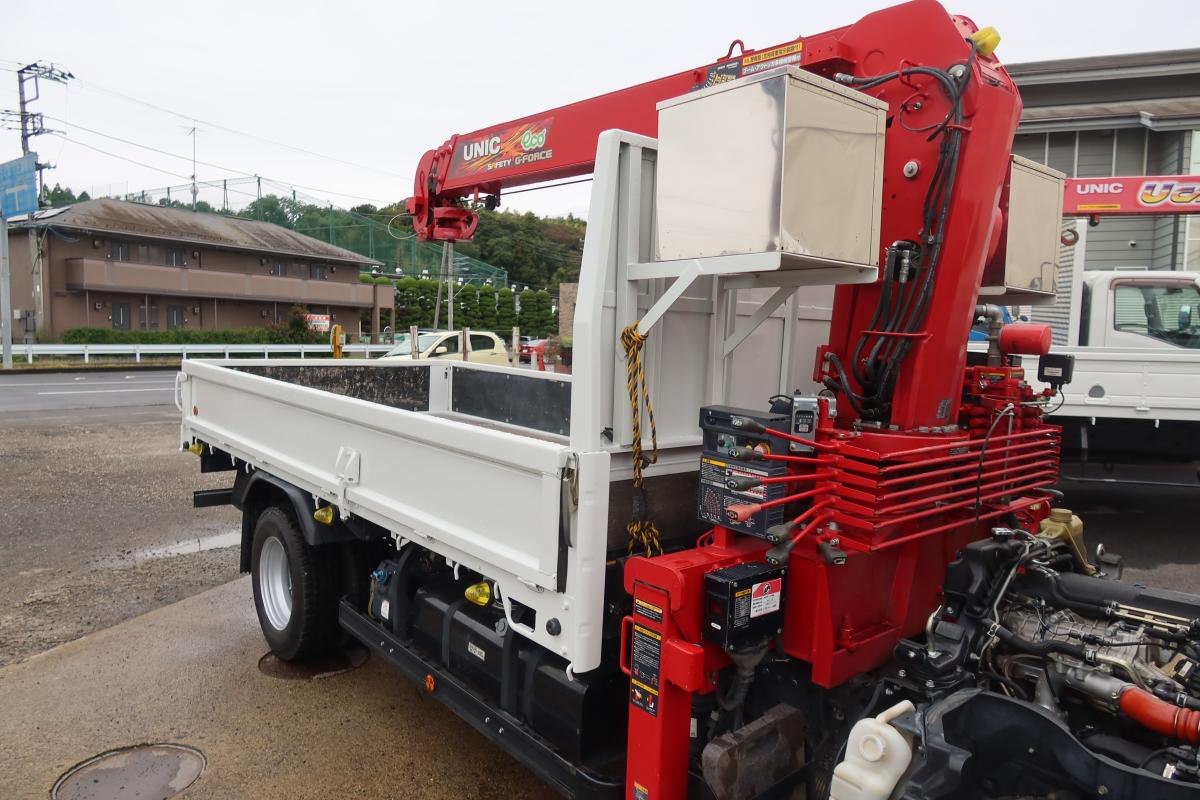 標準ロング 4段クレーンラジコン付き 積載3000kg 2.9t吊り|中古トラックの販売・買取・査定のアイナビ