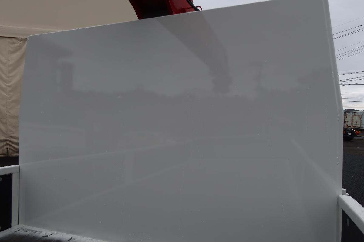 標準ロング 4段クレーンラジコン付き 積載3000kg 2.9t吊り|中古トラックの販売・買取・査定のアイナビ