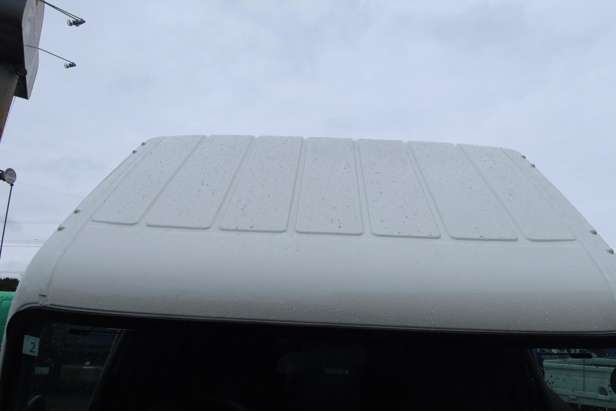 標準ロング 4段クレーンラジコン付き 積載3000kg 2.9t吊り|中古トラックの販売・買取・査定のアイナビ