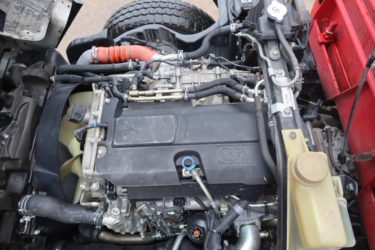 標準ロング 4段クレーンラジコン付き 積載3000kg 2.9t吊り|中古トラックの販売・買取・査定のアイナビ