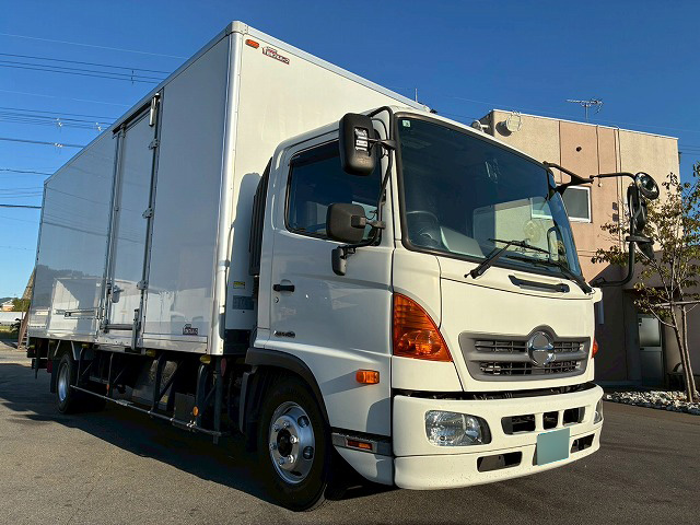 パネルバンセミワイドベッドレス日本フルハーフラッシング|中古トラックの販売・買取・査定のアイナビ