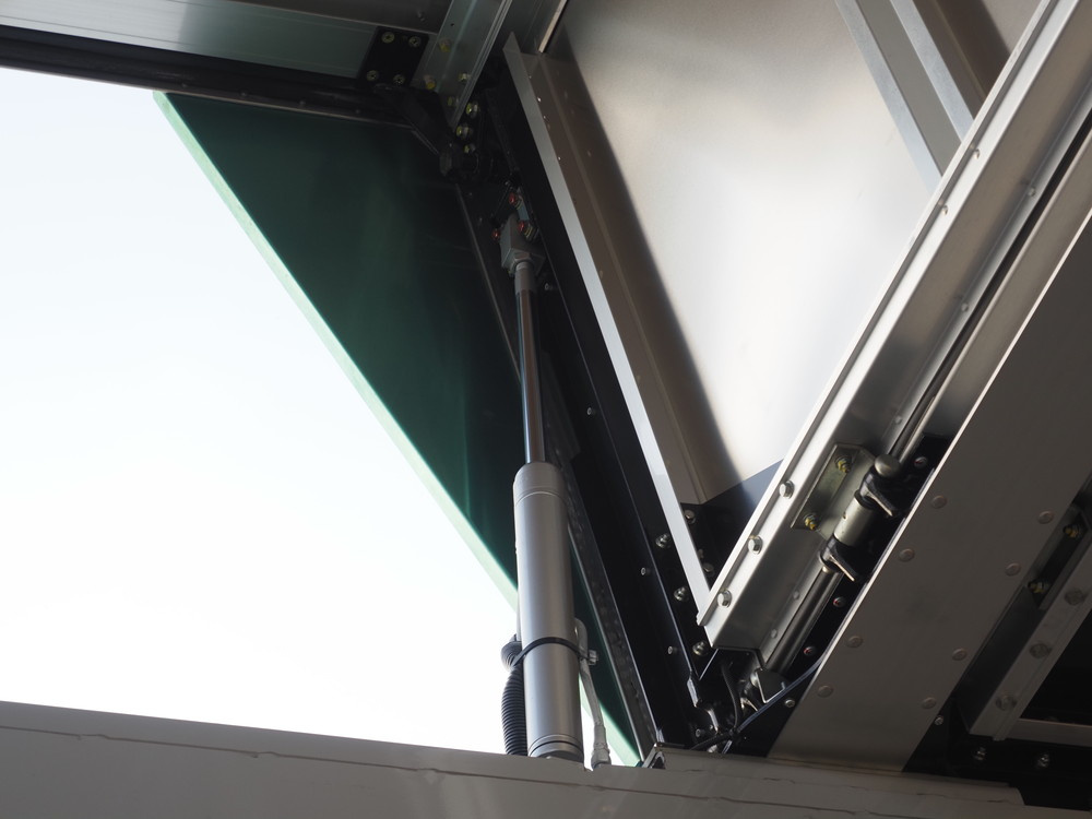 いすゞ ウイング車 ギガ|中古トラックの販売・買取・査定のアイナビ