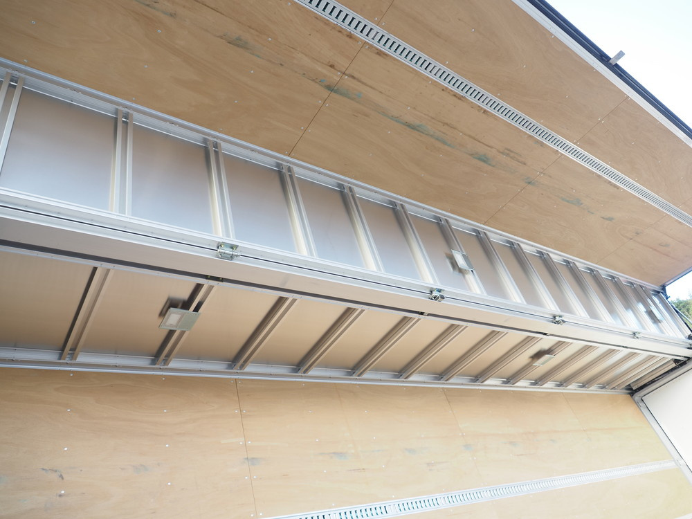 いすゞ ウイング車 ギガ|中古トラックの販売・買取・査定のアイナビ