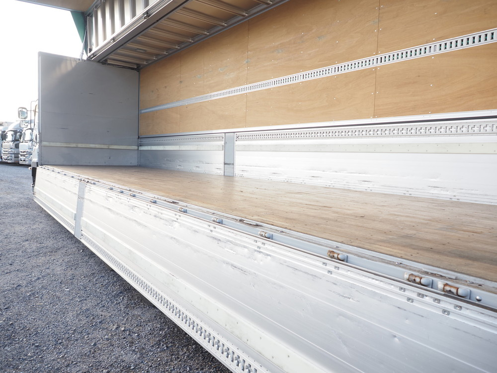 いすゞ ウイング車 ギガ|中古トラックの販売・買取・査定のアイナビ