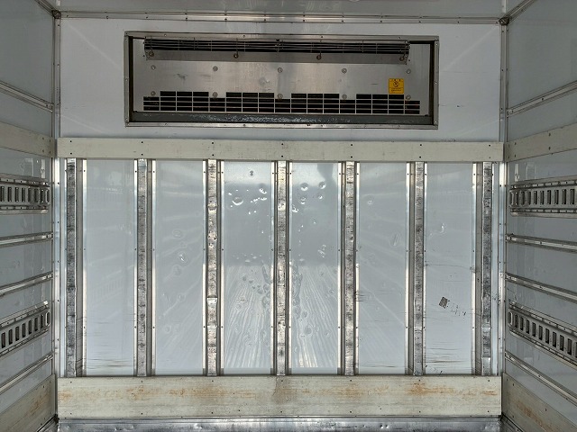 フルキャブ6000東プレR404Aキーストンフロアスタンバイ装置|中古トラックの販売・買取・査定のアイナビ