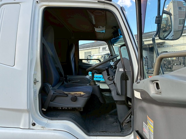 フルキャブ6000東プレR404Aキーストンフロアスタンバイ装置|中古トラックの販売・買取・査定のアイナビ