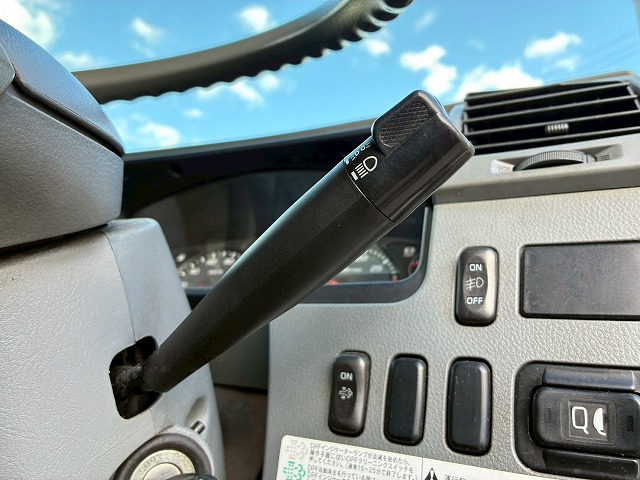 フルキャブ6000東プレR404Aキーストンフロアスタンバイ装置|中古トラックの販売・買取・査定のアイナビ