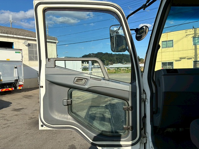 フルキャブ6000東プレR404Aキーストンフロアスタンバイ装置|中古トラックの販売・買取・査定のアイナビ