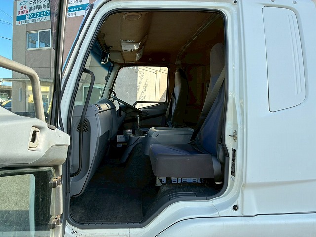 フルキャブ6000東プレR404Aキーストンフロアスタンバイ装置|中古トラックの販売・買取・査定のアイナビ